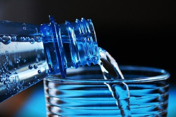 喝水还能预防过劳肥？胖和吃的联系并不绝对